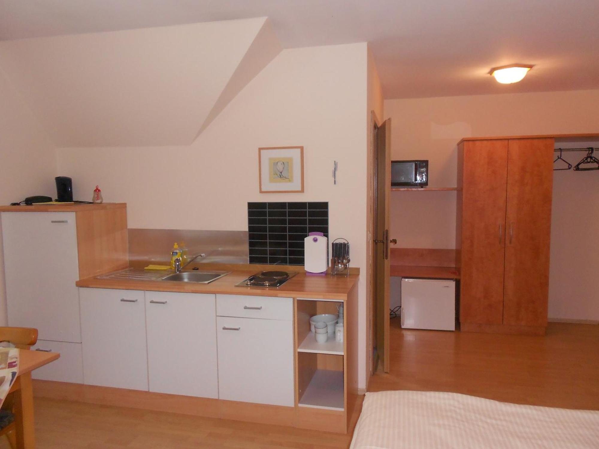 Apartment-Pension Schwalbennest Herzogenaurach Room photo