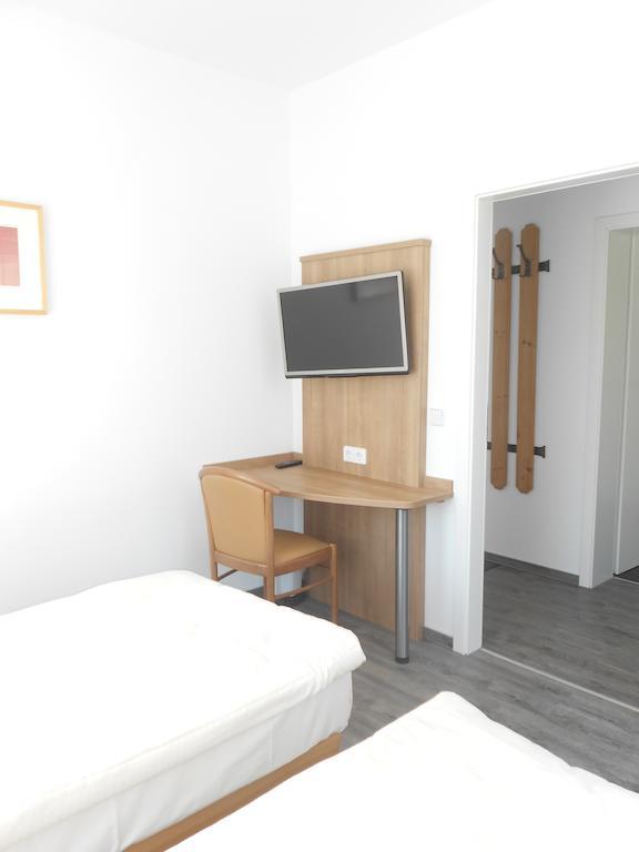 Apartment-Pension Schwalbennest Herzogenaurach Room photo