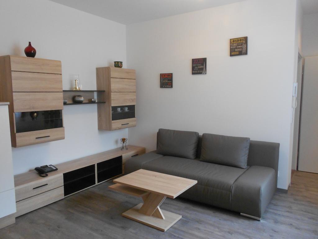 Apartment-Pension Schwalbennest Herzogenaurach Room photo