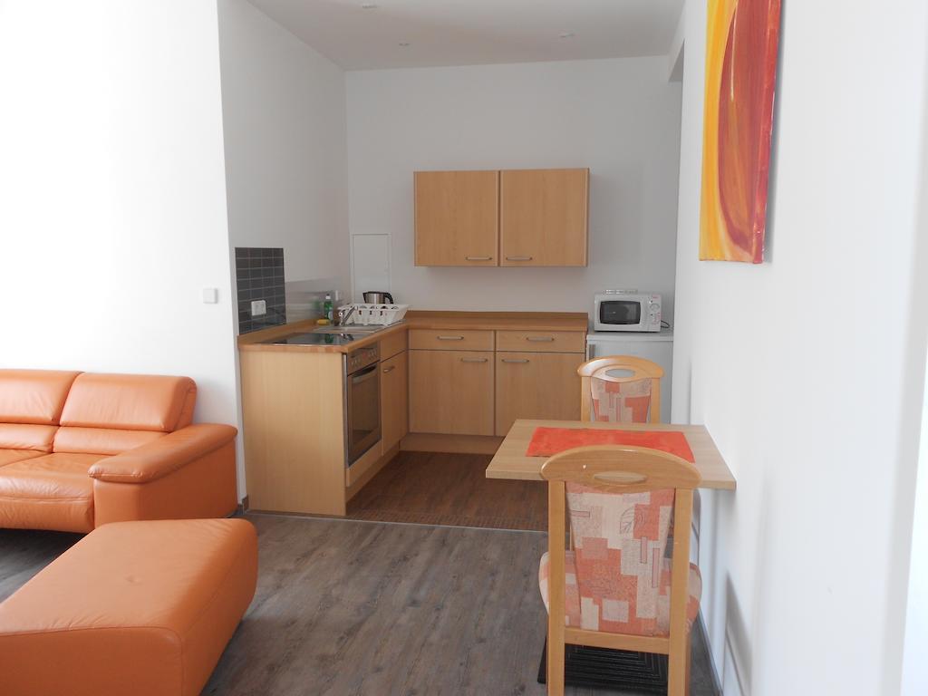 Apartment-Pension Schwalbennest Herzogenaurach Room photo