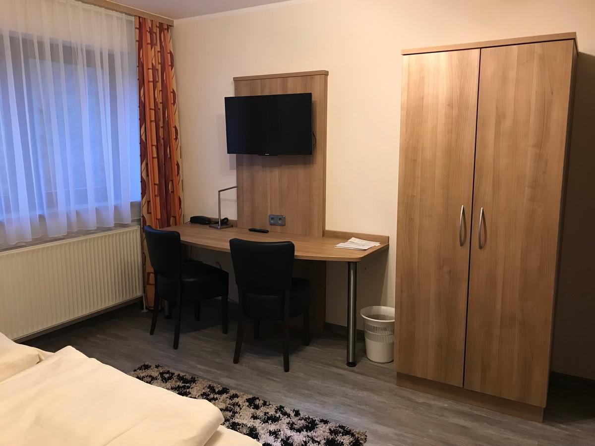 Apartment-Pension Schwalbennest Herzogenaurach Room photo